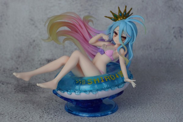 泳圈少女 游戏人生 白 新装版