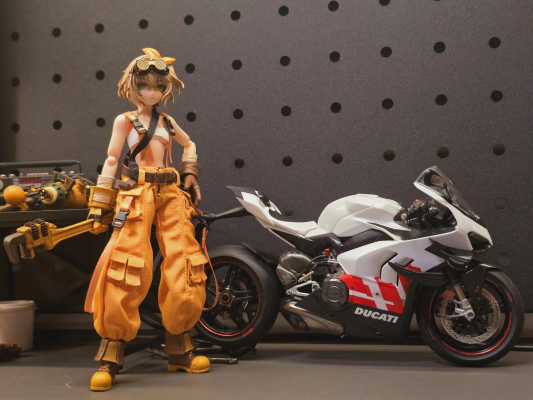 1/12 摩托车系列 No.140 杜卡迪 Superleggera V4