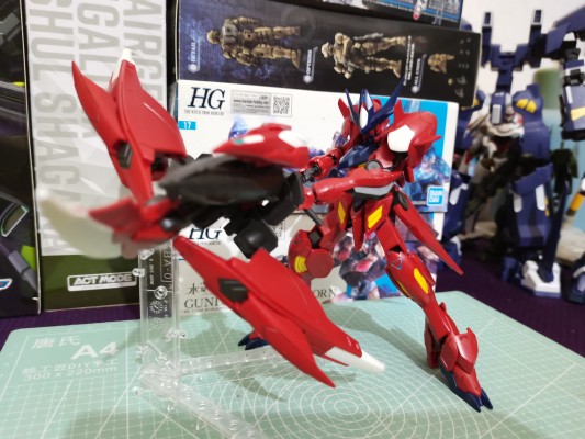 HG 1/144  惊异巴巴托斯高达天狼座