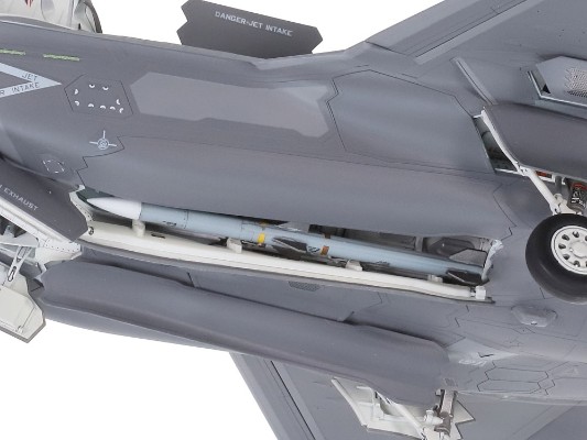 607931 洛克希德·马丁 F-35B 闪电Ⅱ