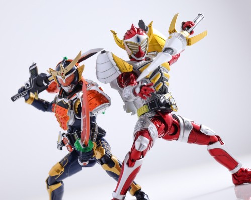 S.H.Figuarts（真骨雕制法）假面骑士巴隆 香蕉武装