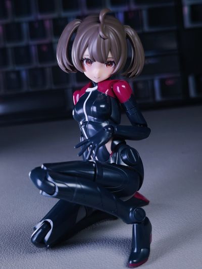 女神装置 BUSTER DOLL 圣骑士