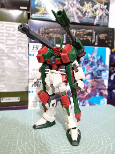 HG 1/144 R03 暴风高达