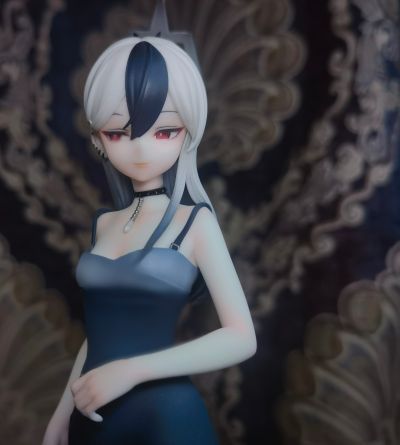 鬼方佳代子 礼服