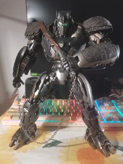 DLX 变形金刚：超能勇士崛起 擎天圣