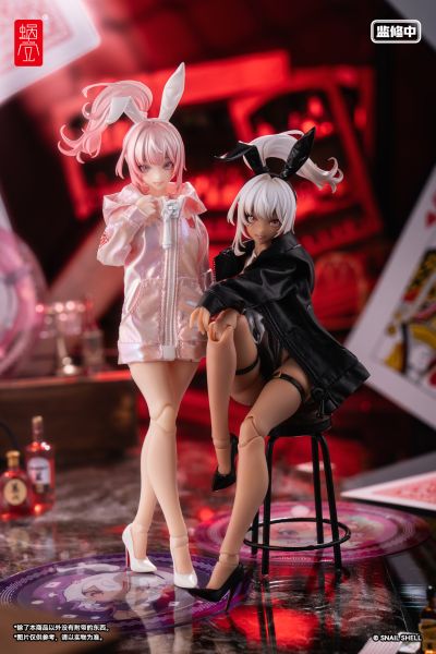 哑光黑色布制外套