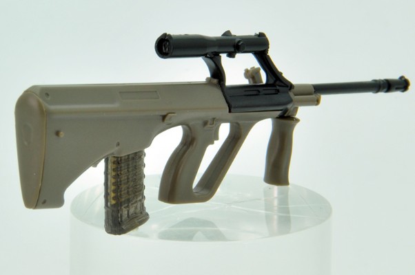 小军械库 LA044 AUG