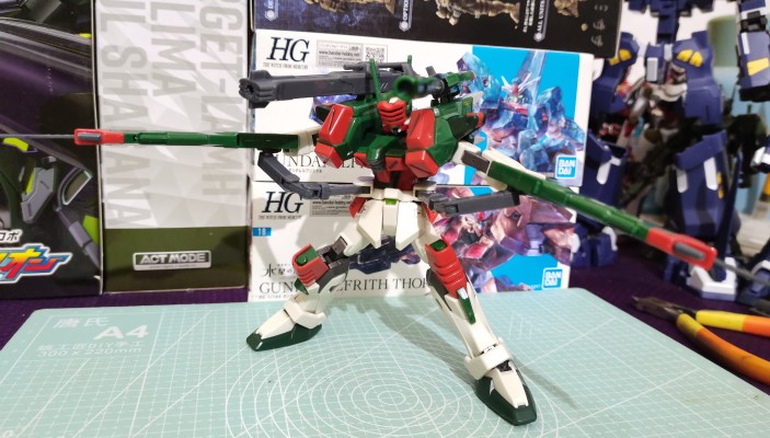 HG 1/144 R03 暴风高达