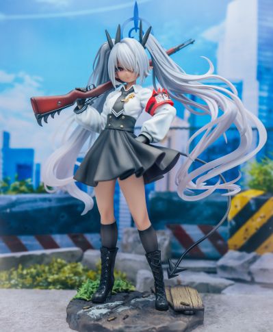 蔚蓝档案 银镜伊织