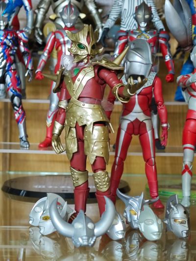 S.H.Figuarts 艾斯杀手 剧中版豪华套装