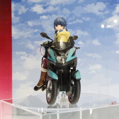 摇曳露营△ 志摩凛+三轮摩托