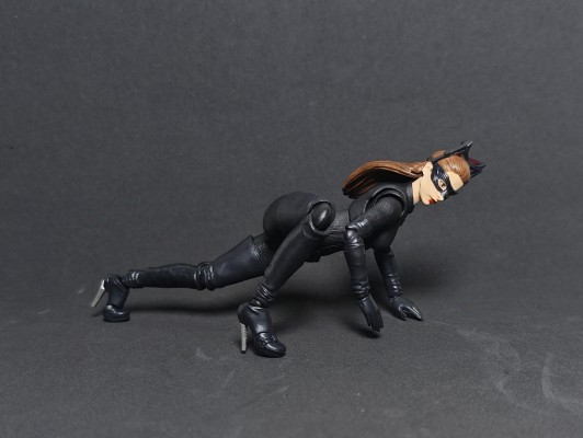 S.H.F 蝙蝠侠：黑暗骑士崛起 猫女