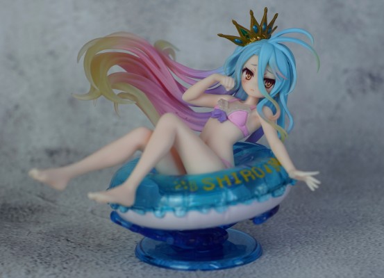 泳圈少女 游戏人生 白 新装版