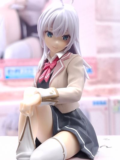 不时用俄语小声说真心话的邻桌艾莉同学 动画版 小坐系列奖品人偶 “艾莉”（暂称）