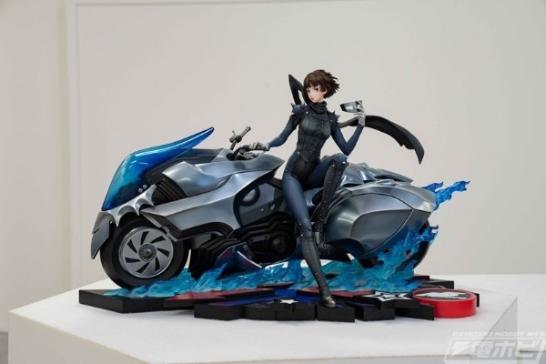 女神异闻录5 新岛真 与 琼安