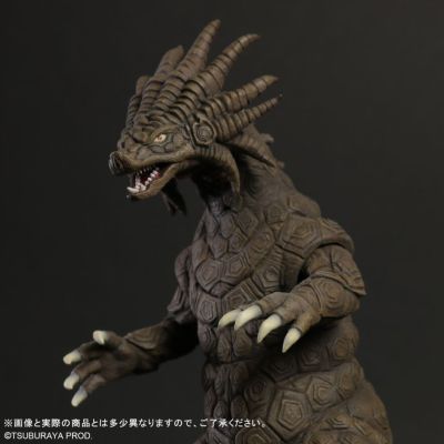 大怪兽系列 沙拉曼达