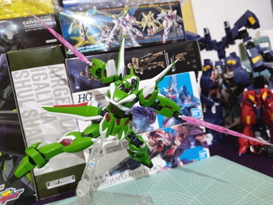 ROBOT魂＜机动战士系列＞ 幻影高达V2 / V2改  一机多形套装