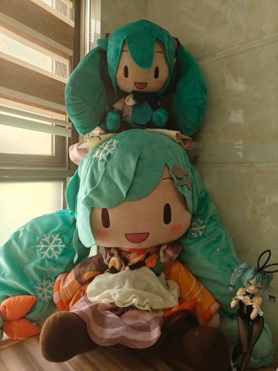 初音未来系列 雪未来2024  Fuwa Petit 可爱软绵绵玩偶 超大尺寸