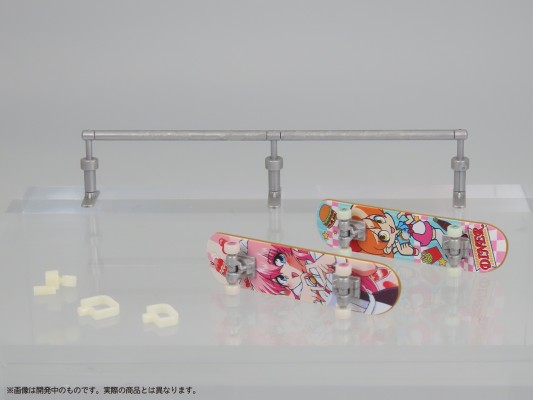 Puripura 玩偶的体育活动 滑板 卡通图案板