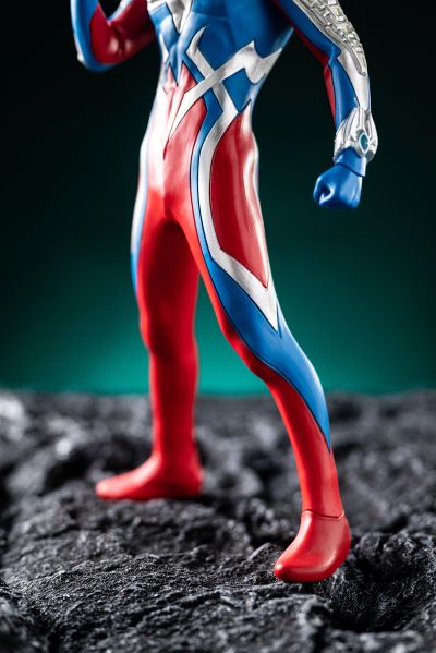 一番赏 赛罗奥特曼与泽塔奥特曼-新的师徒- B奖 赛罗奥特曼 MASTERLISE