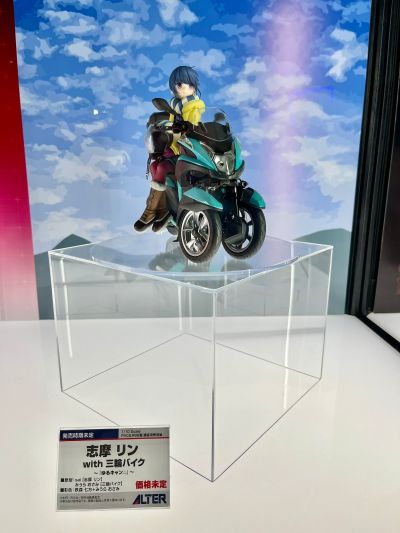 摇曳露营△ 志摩凛+三轮摩托