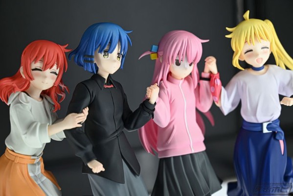 孤独摇滚 ！跳跃女孩（们）