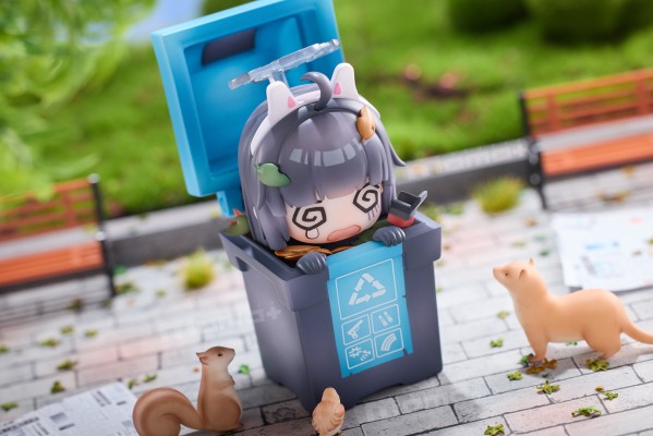 蔚蓝档案 垃圾兔