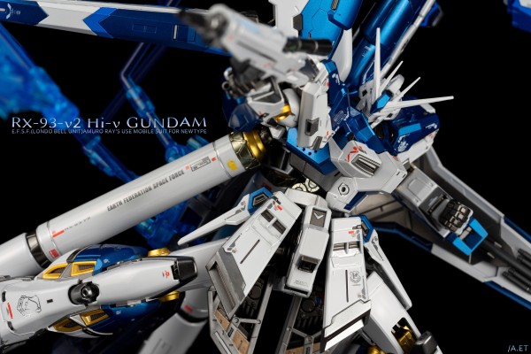 RG 1/144 高达基地专属商品  Hi-ν高达 [钛金质感]