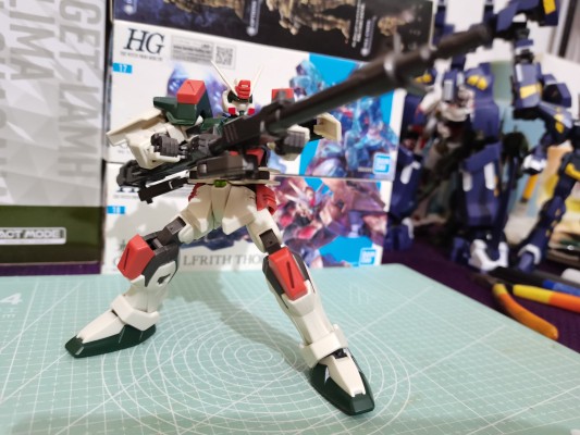 HG 1/144 R03 暴风高达
