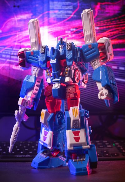 变形金刚レジェンズ LG14 ウルトラマグナス