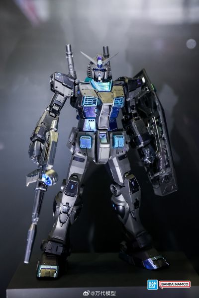 PG UNLEASHED 1/60 RX-78-2 高达（星夜涂装版）