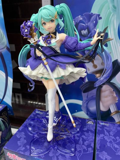 艺术家杰作+ 初音未来生日会2024 ~花朵造型~