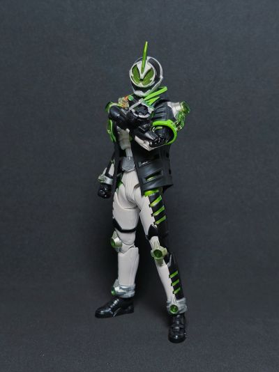 S.H.Figuart 假面骑士：灵骑 假面骑士冥骑