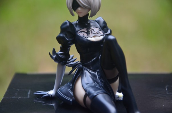 压泡面 尼尔：自动人形 动画版 2B