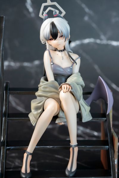 蔚蓝档案 鬼方佳代子 礼服