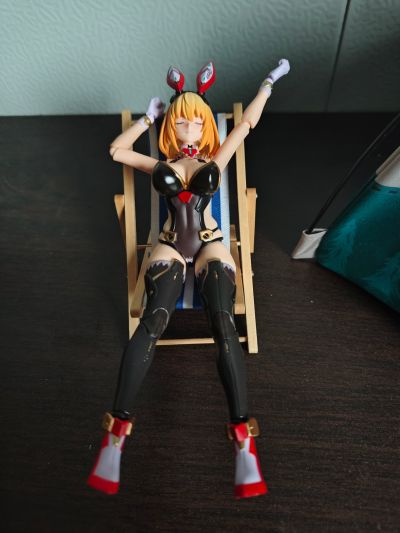 索菲亚· F· 希琳