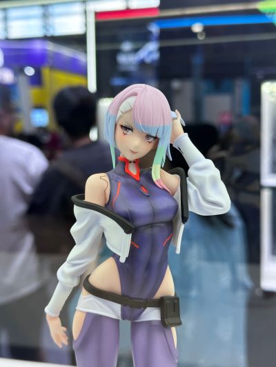 GEE 赛博浪客 露西