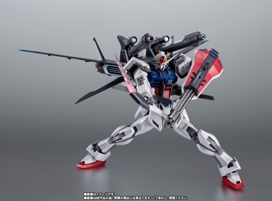 ROBOT魂 ＜机动战士系列＞ GAT-X105  强袭高达（复制机）＋I.W.S.P. 剧中版