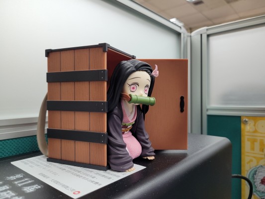 鬼灭之刃  木箱中出来的祢豆子