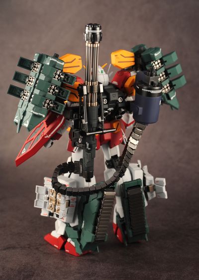 MG 新机动战记高达W ENDLESS WALTZ: 败者们的荣耀 XXXG-01H 重装高达EW(刺猬装备)