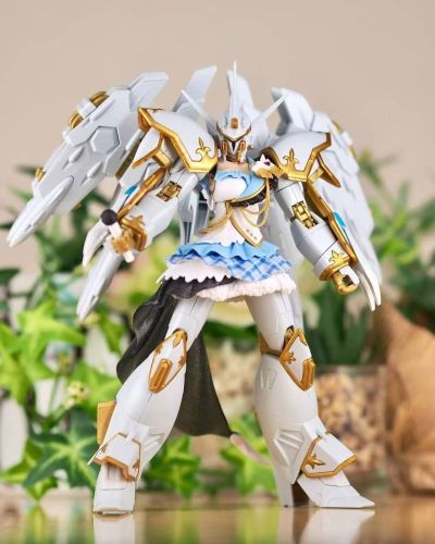 HG 1/144 黑骑士小队 神鸟