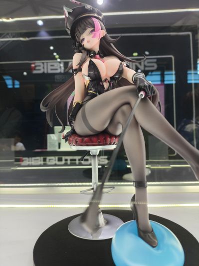 审讯官 宇佐美薰