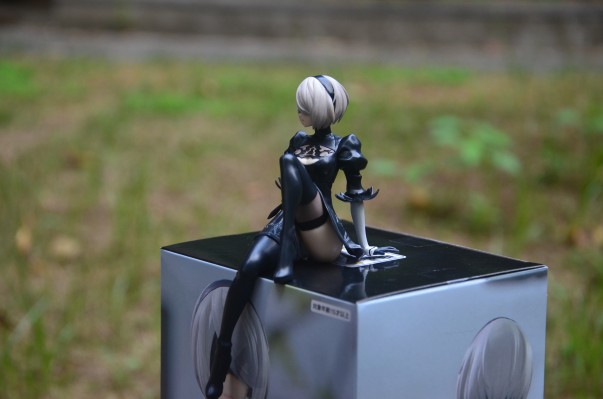 压泡面 尼尔：自动人形 动画版 2B