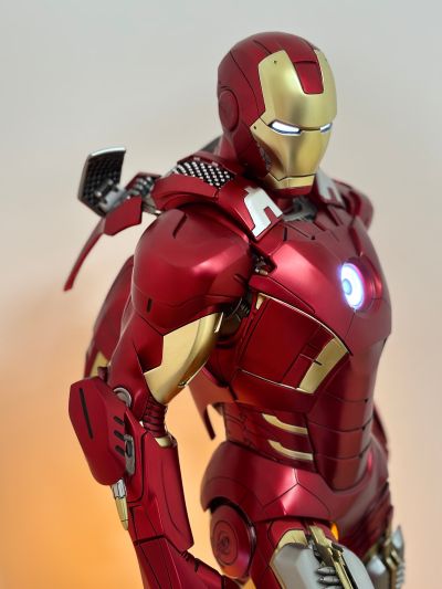 漫威 钢铁侠 7号装甲 全身像