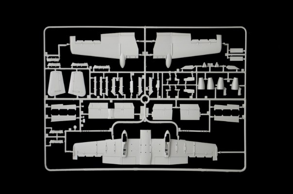 1376  1/72 A-10 A/C 雷电II 海湾战争