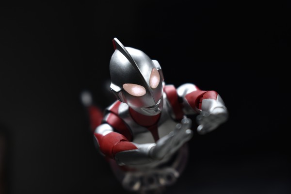 MAFEX  编号207 新·奥特曼 奥特曼 豪华版