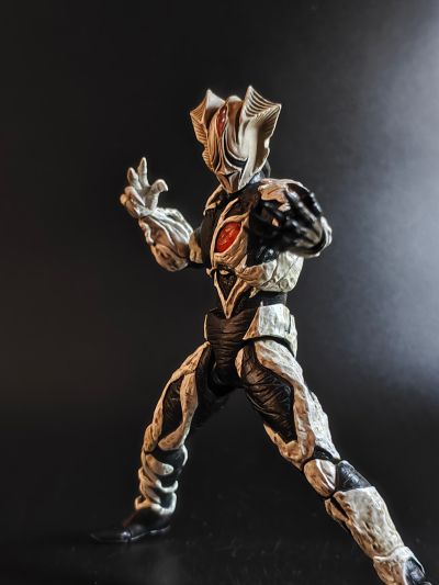 Ultra-Act 迪迦奥特曼 基里艾洛德人