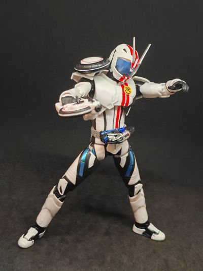 S.H.Figuarts 假面骑士马赫 平成世代版