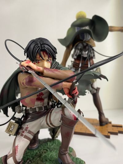 POP UP PARADE 进击的巨人 吉克·耶格尔 兽之巨人形态 L尺寸