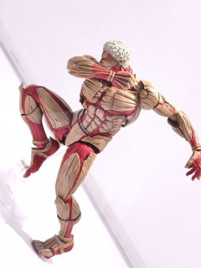 转轮科技系列 惊奇山口 铠之巨人